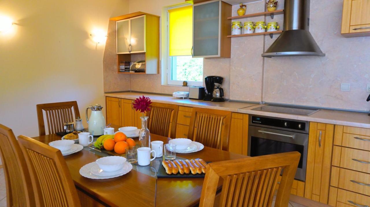 Вила Релакс - Villa Relax Sokolovo Bagian luar foto